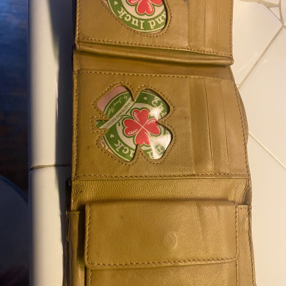 Leather and Rhinestone wallet - Picture 3 of 8